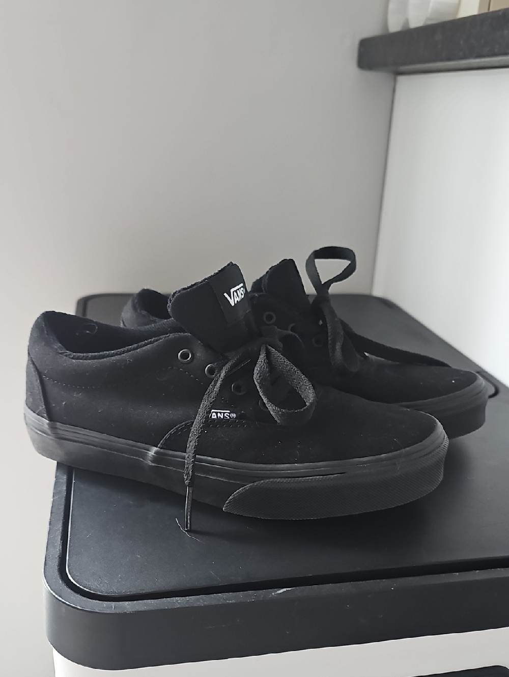 Vans Black Atwood Size 3 Youth